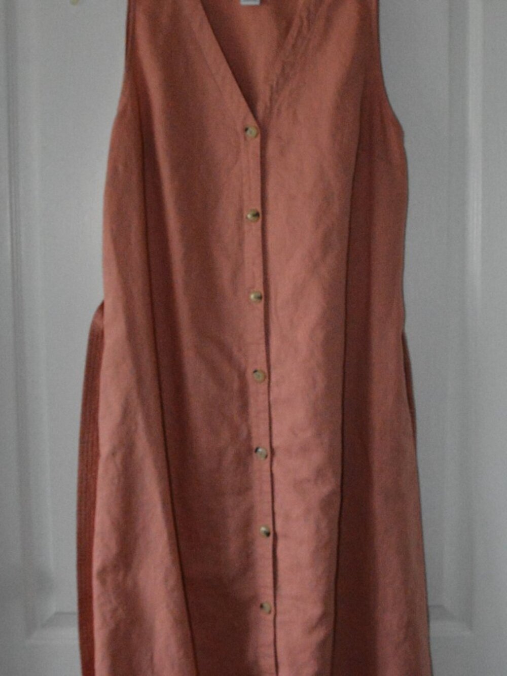 Liz Claiborne Button Down Midi Dress V-neckline and a tie waist size Large - Picture 3 of 7